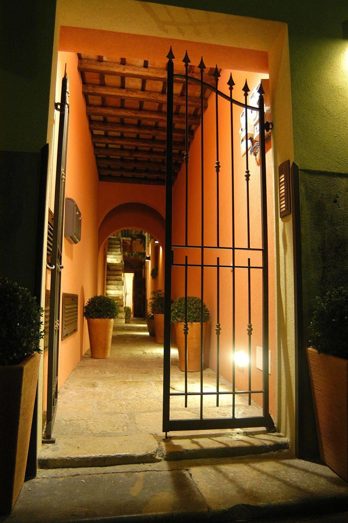 Il Cortile Fiorito Daire Trapani Dış mekan fotoğraf