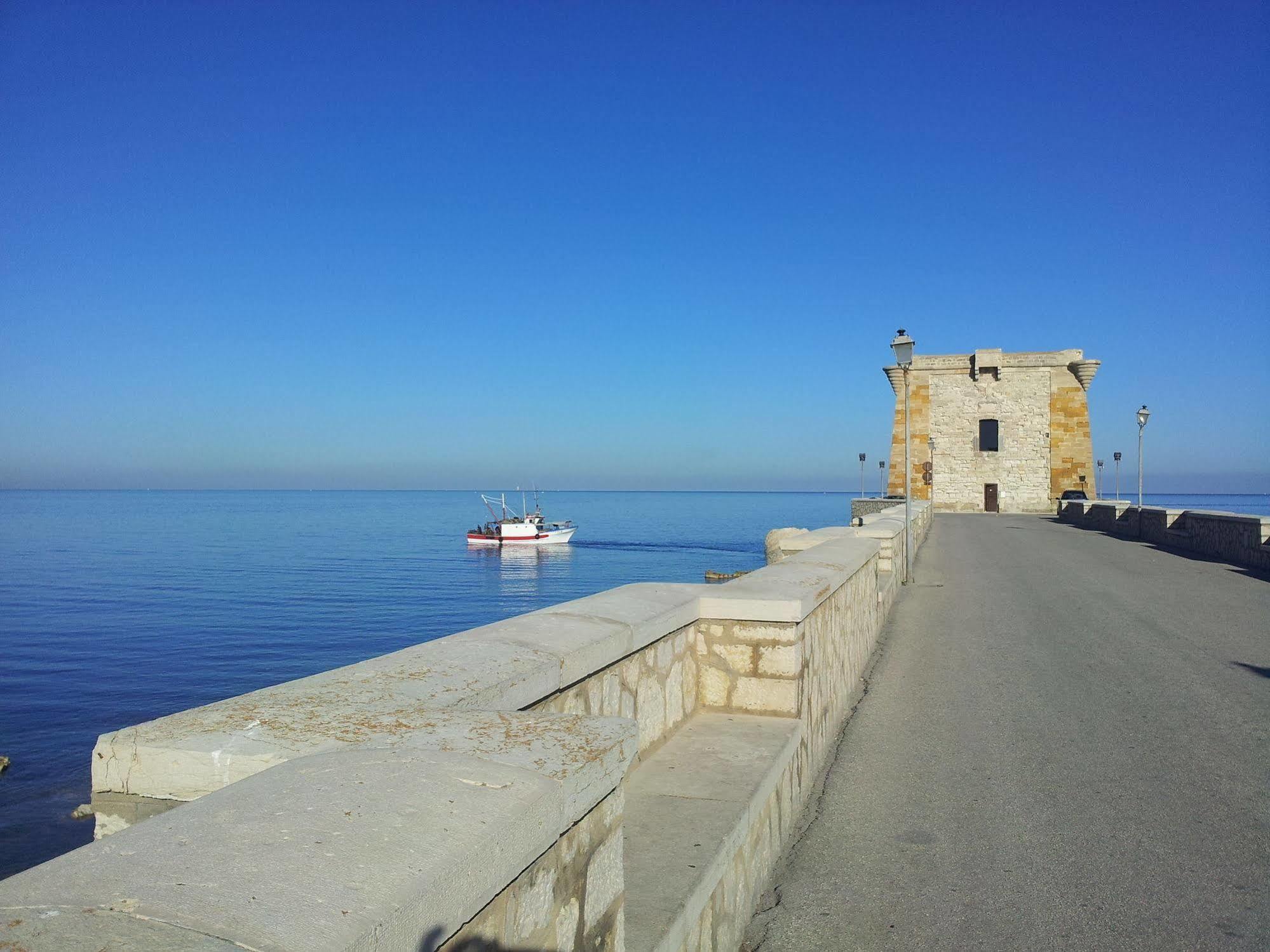 Il Cortile Fiorito Daire Trapani Dış mekan fotoğraf